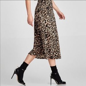 Zara Leopard midi skirt
